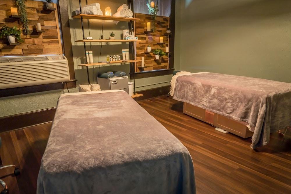 Basin Park Hotel and Spa photo 53