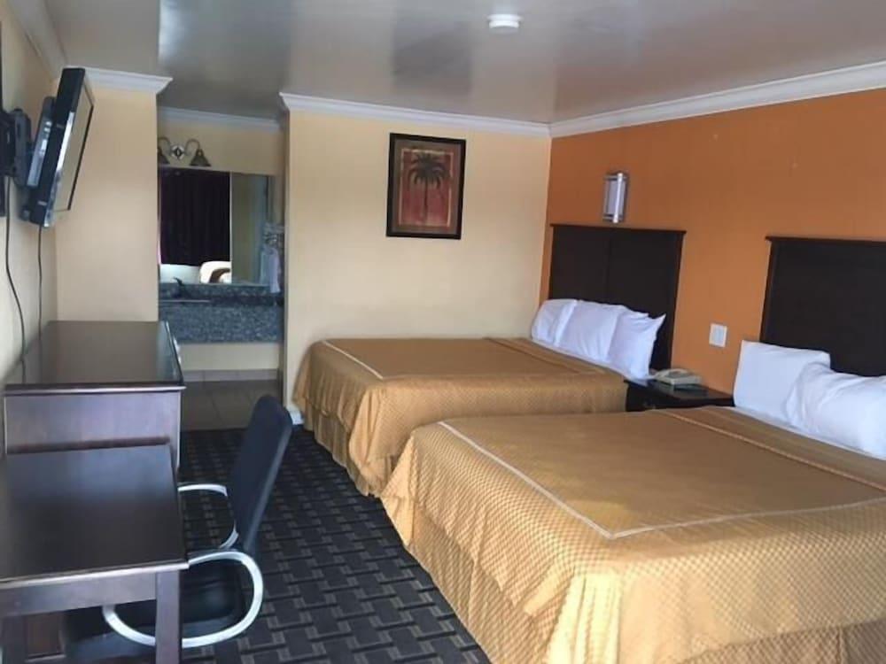 Express Inn West Memphis photo 3