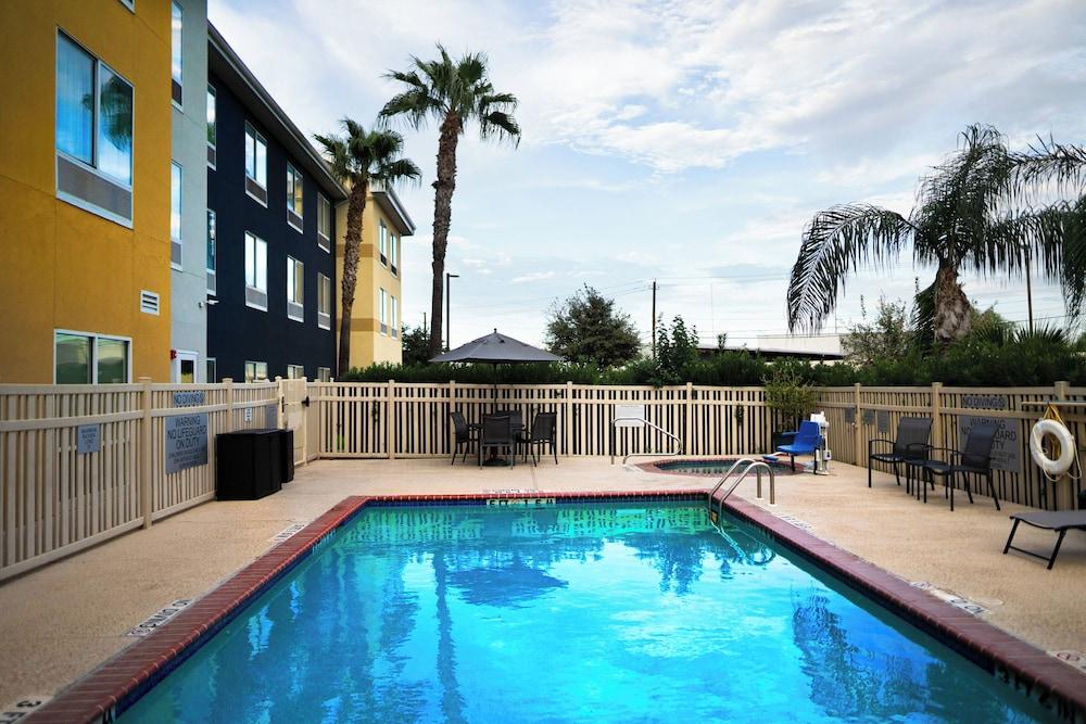 Fairfield Inn and Suites by Marriott Laredo photo 13
