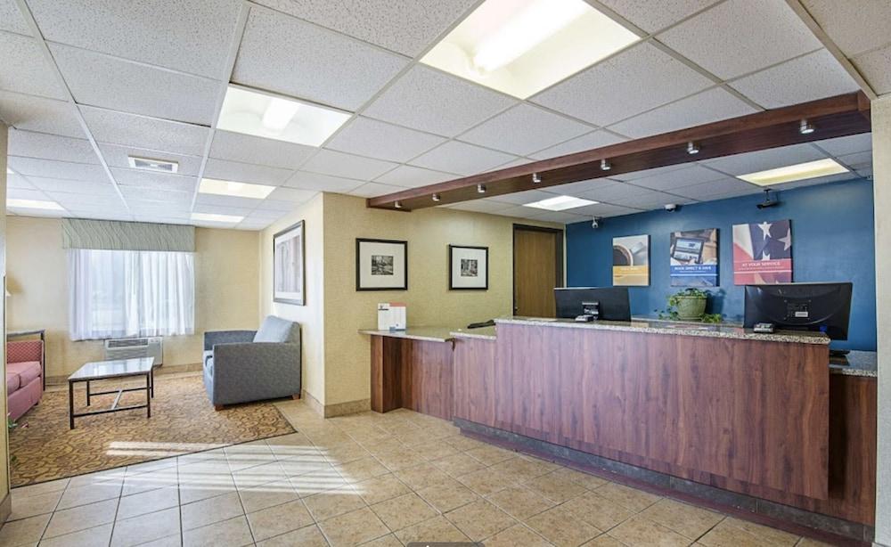 Moline Bell Hotel photo 1