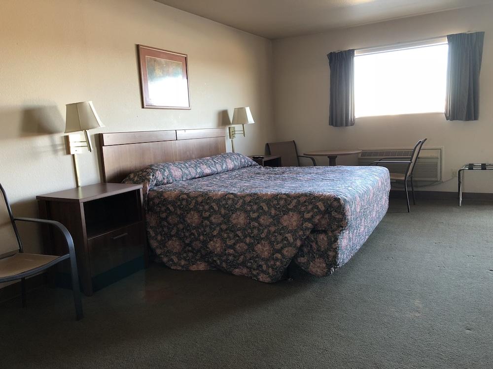 Rosener's Inn and banquet center photo 22