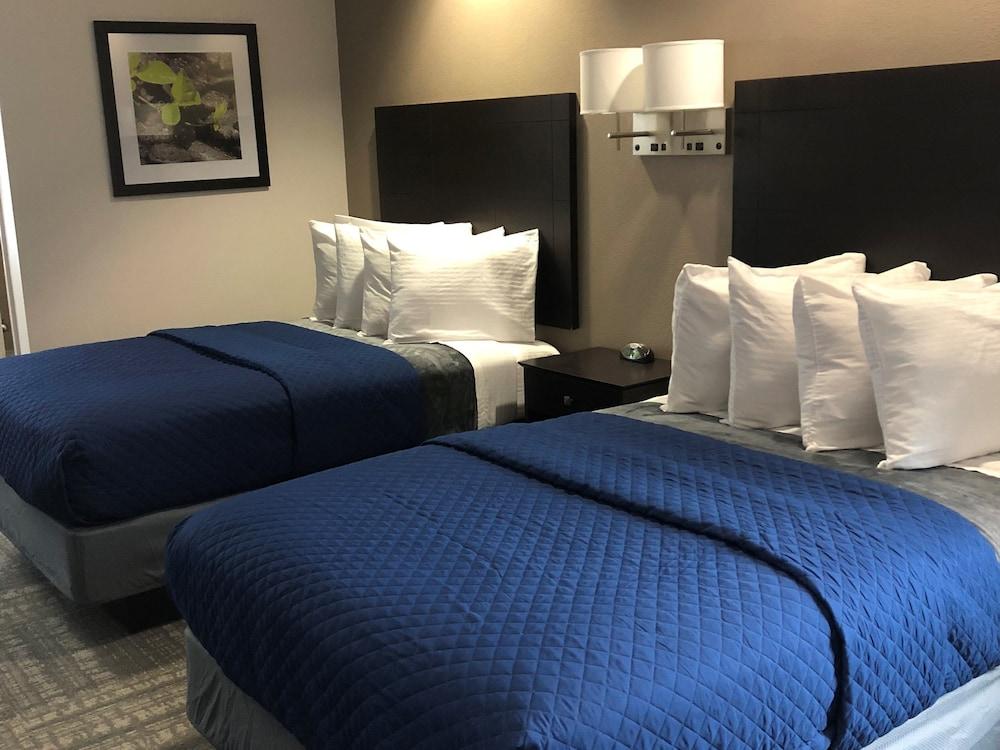 Executive Inn & Suites Joaquin photo 16