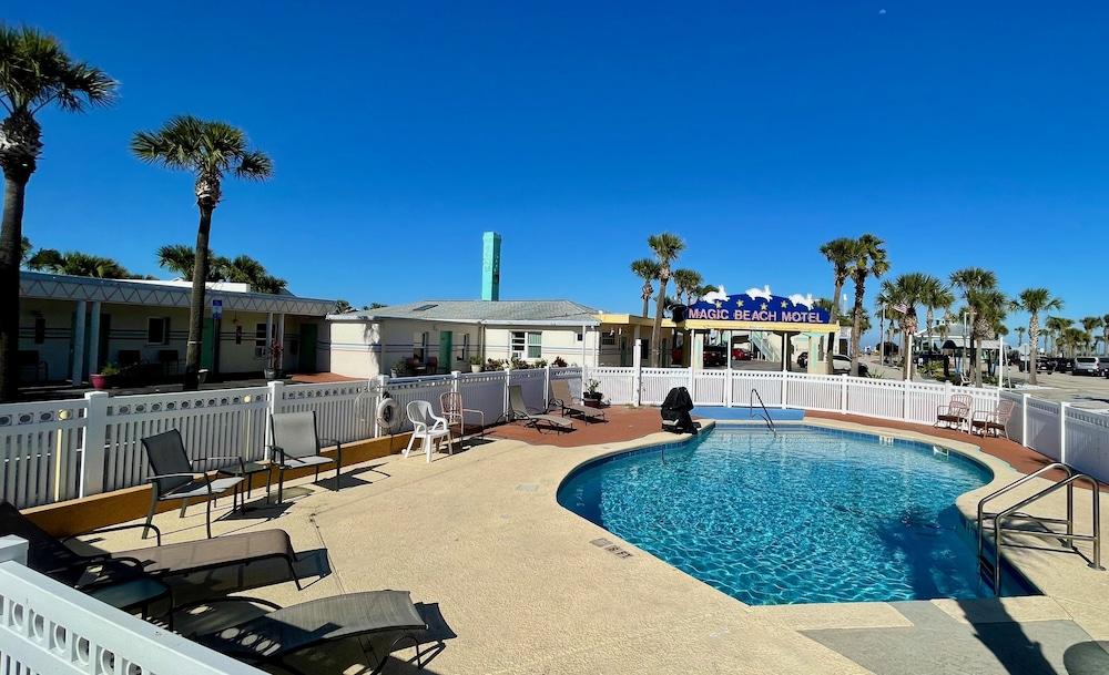 Magic Beach Motel photo 38