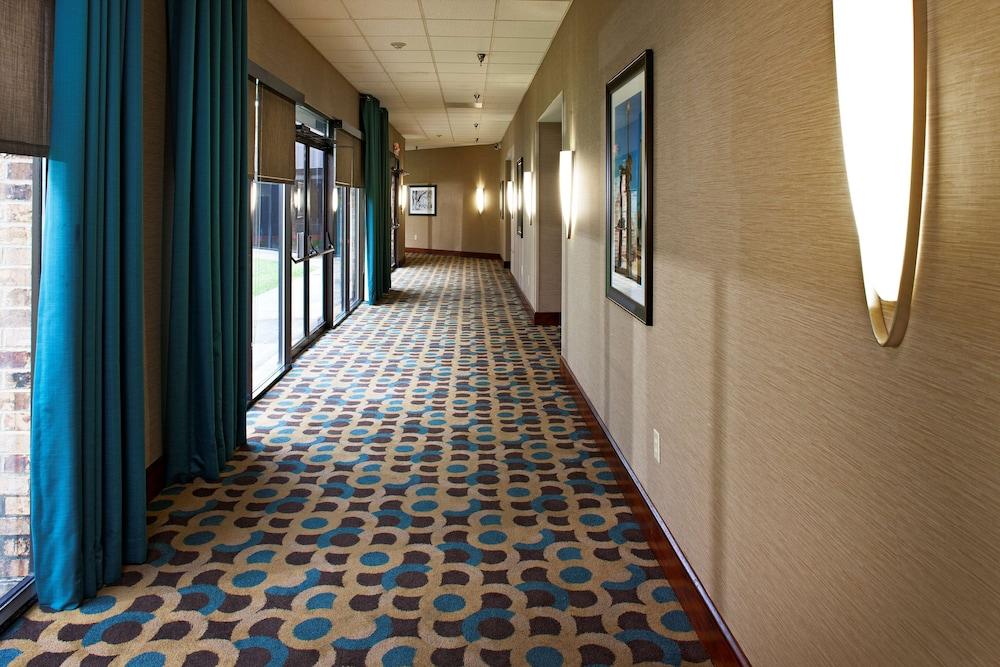 DoubleTree by Hilton Murfreesboro photo 56