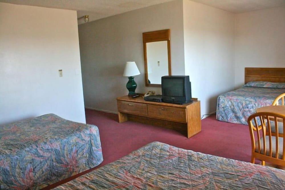 Royal Century Hotel photo 6
