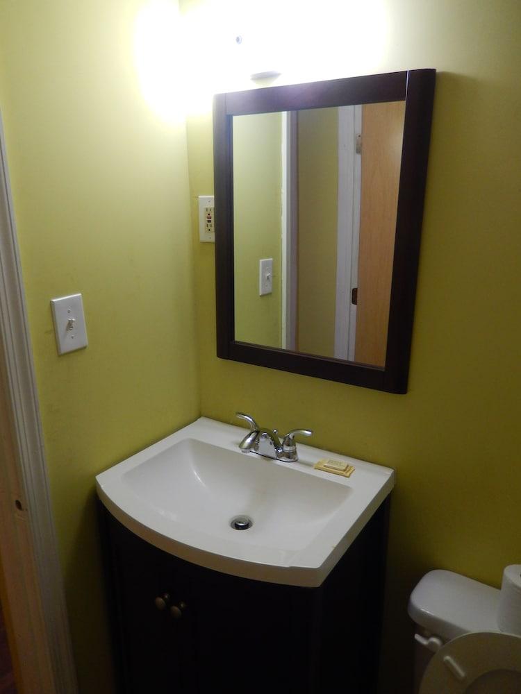 Riverview Motel photo 13