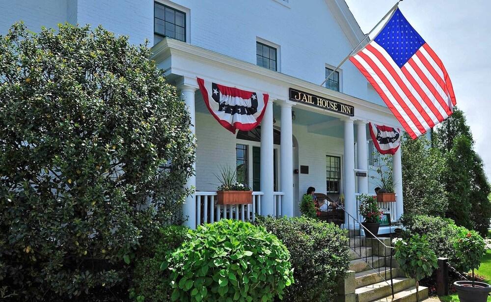 Jailhouse Inn photo 37