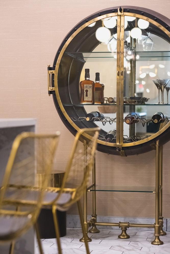 The Vault Hotel photo 10