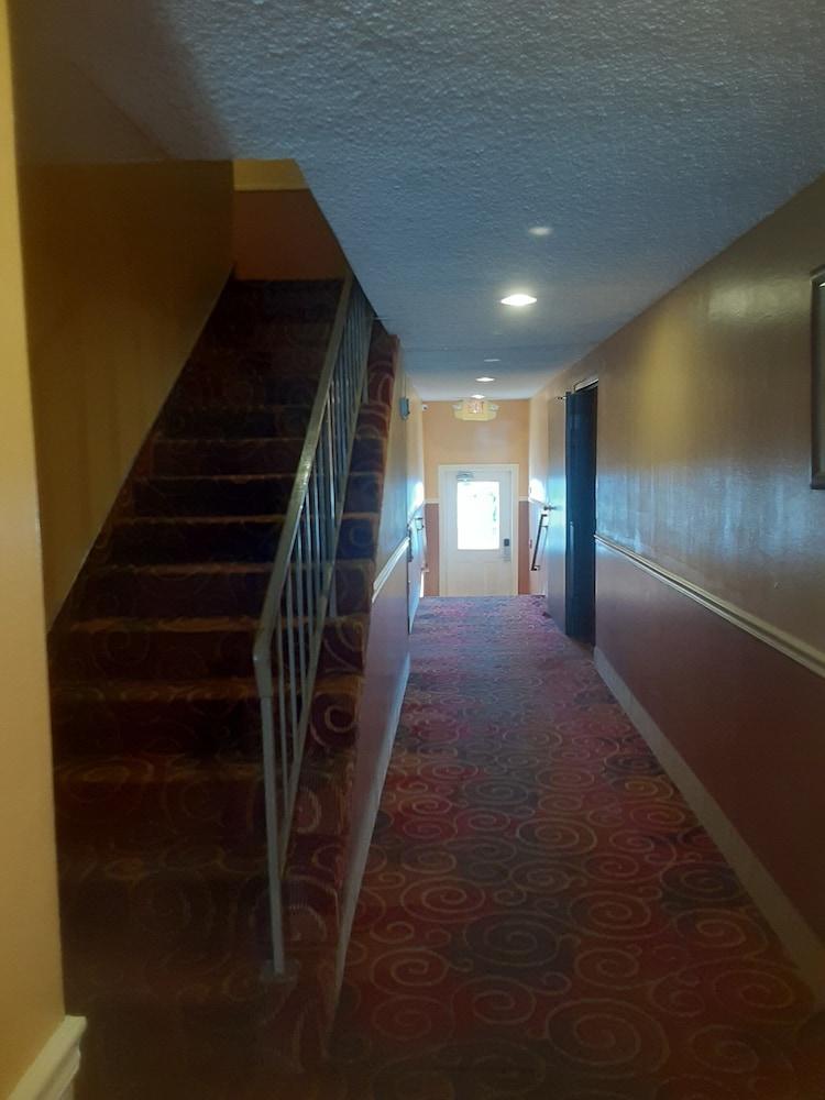 Days Inn by Wyndham Pocatello University Area photo 2
