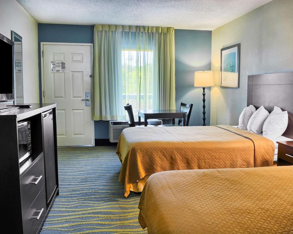 Quality Inn Thornburg photo 26