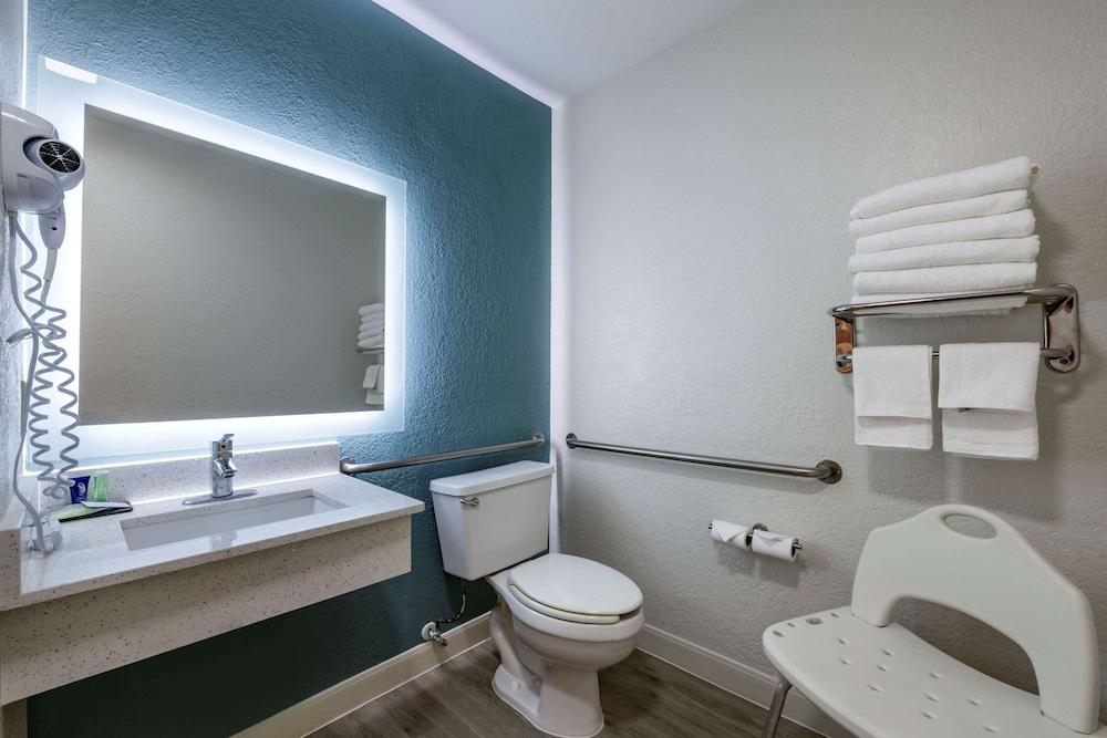 Sleep Inn Jacksonville Airport photo 16