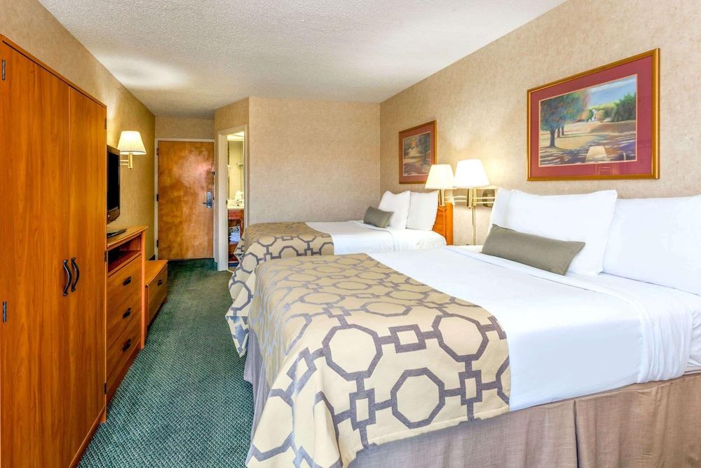 Baymont by Wyndham Amarillo East photo 2
