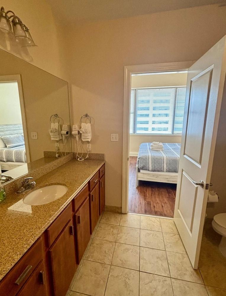 Legacy BnB Suites photo 7