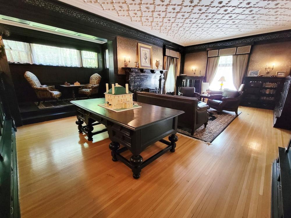 Historic Cotton Mansion Duluth Boutique Hotel photo 26