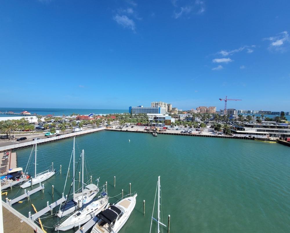 ChartHouse Clearwater Beach Marina Hotel photo 18