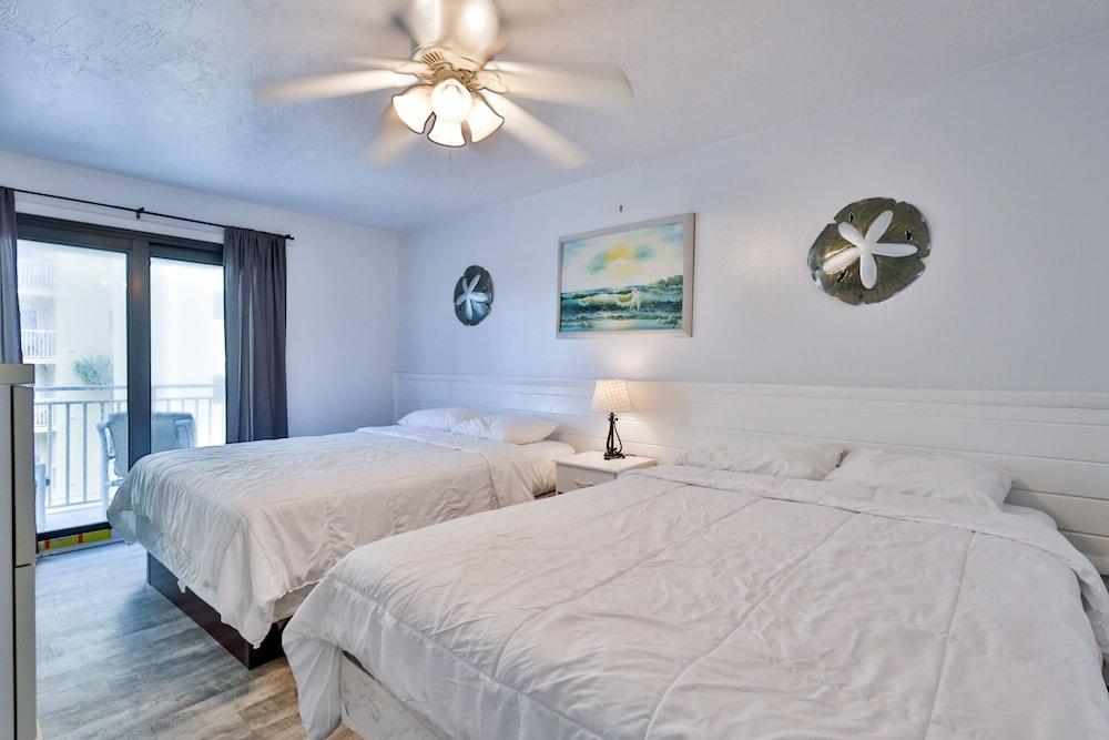Coastal Waters Inn photo 10
