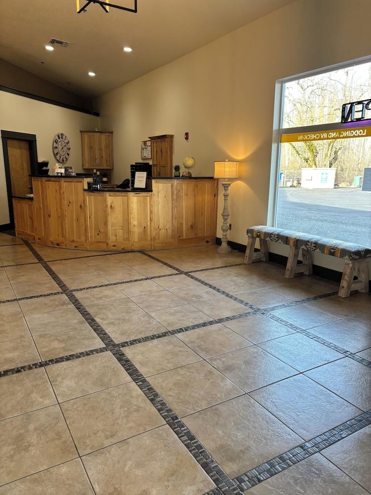 Life Northwest RV sites and Lodging photo 2