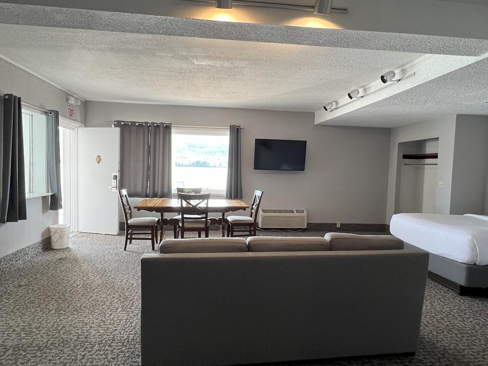 The Georgian Lakeside Resort photo 65