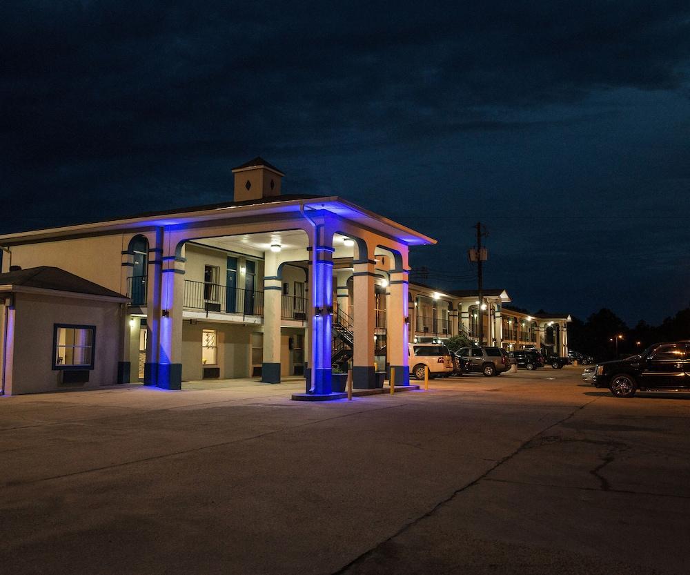 Americas Best Value Inn Monroeville photo 23