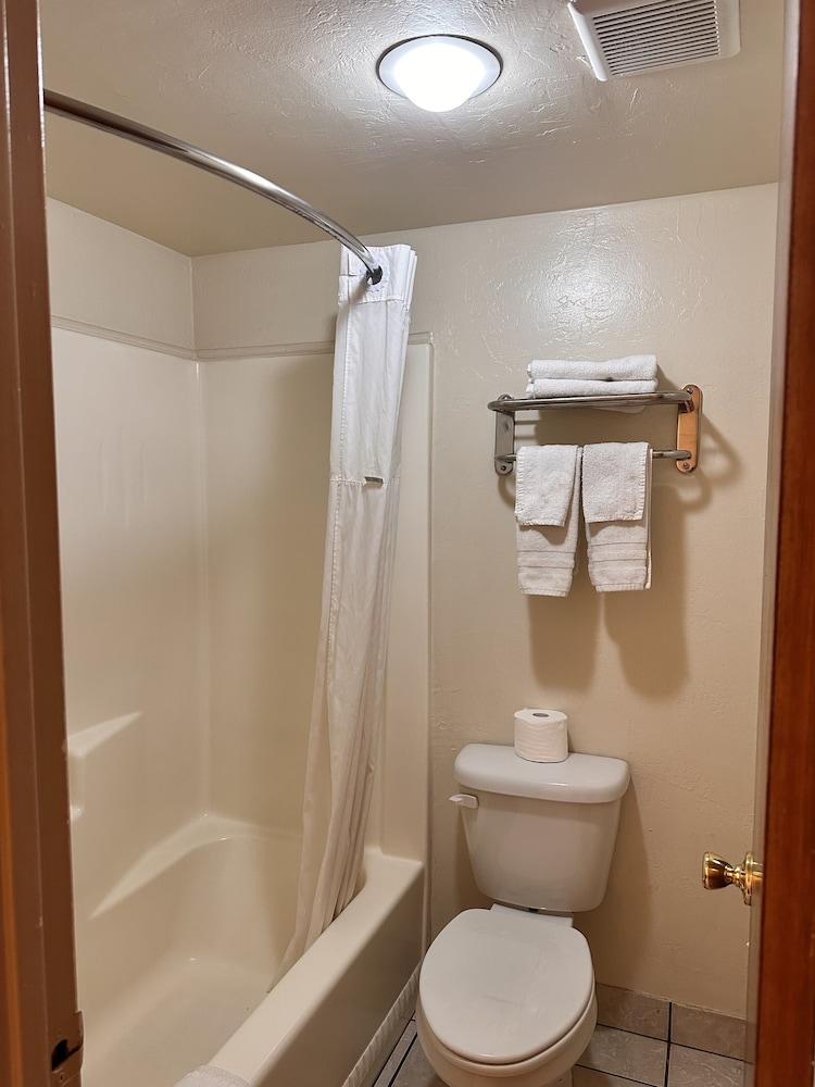 Motel 6 Williams, AZ – Historic Route 66 photo 31