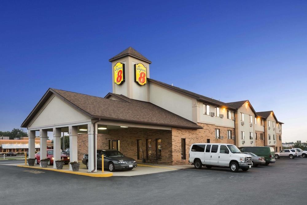 Super 8 by Wyndham Mt. Vernon IL — hotel in Mount Vernon