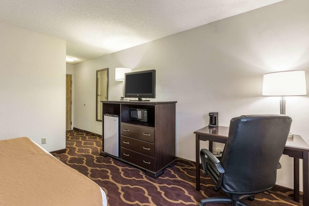 Quality Inn Kearney South photo 7