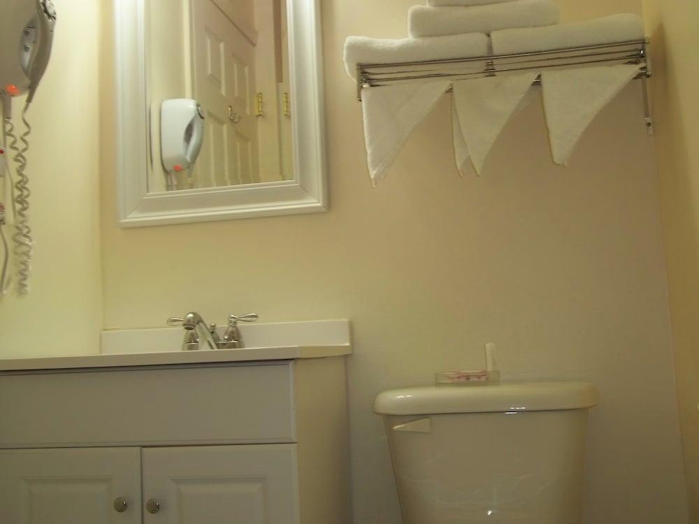 Royal Motel photo 12