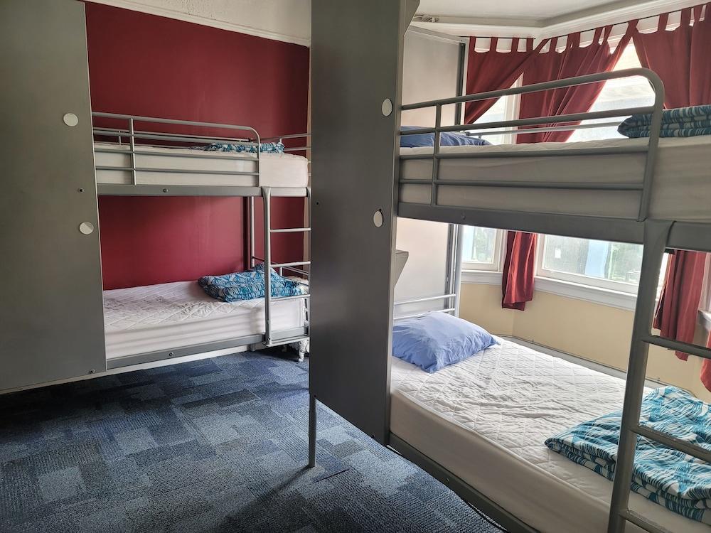 Ansonia Hotel - Hostel photo 18