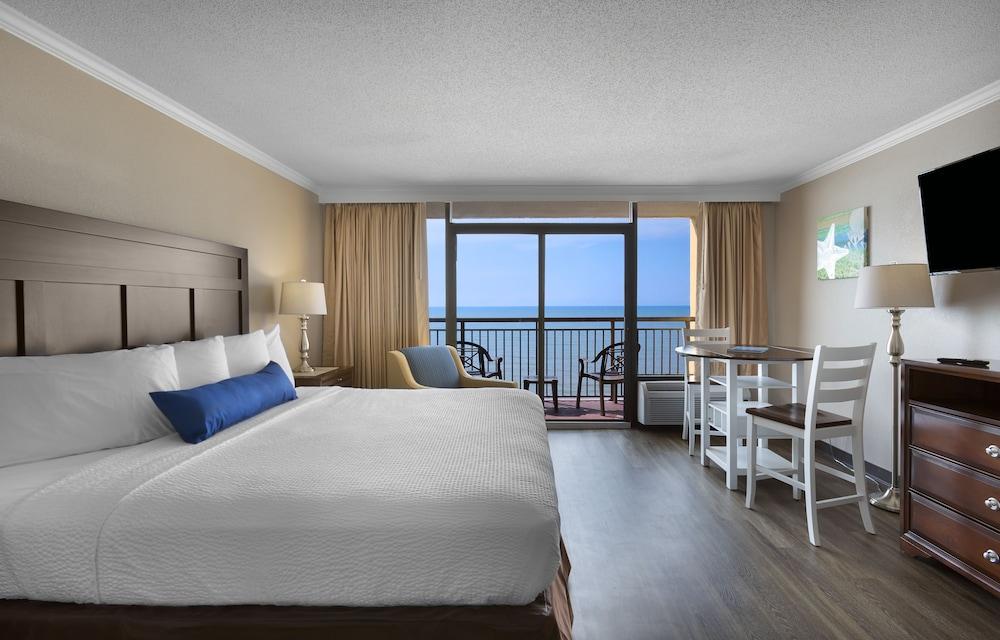 The Caravelle Resort photo 2