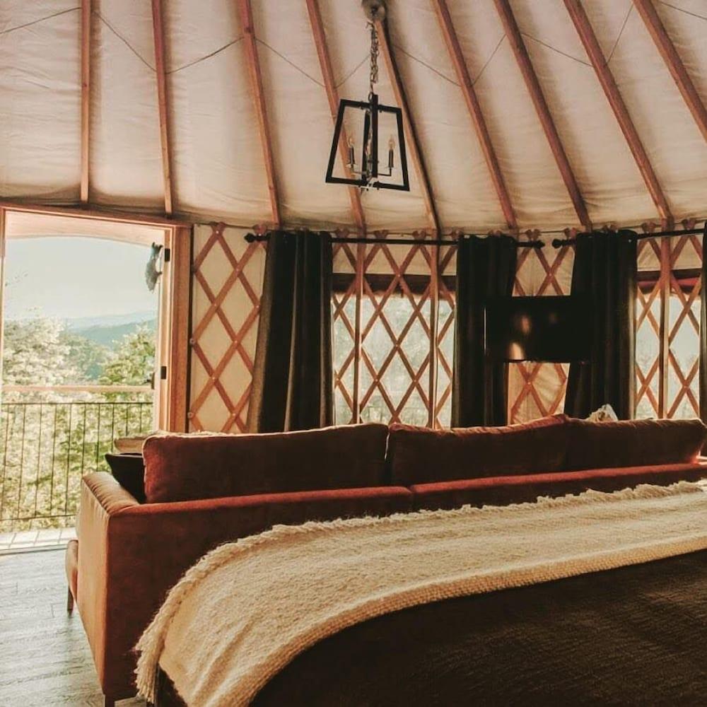 Sky Ridge Yurts photo 10