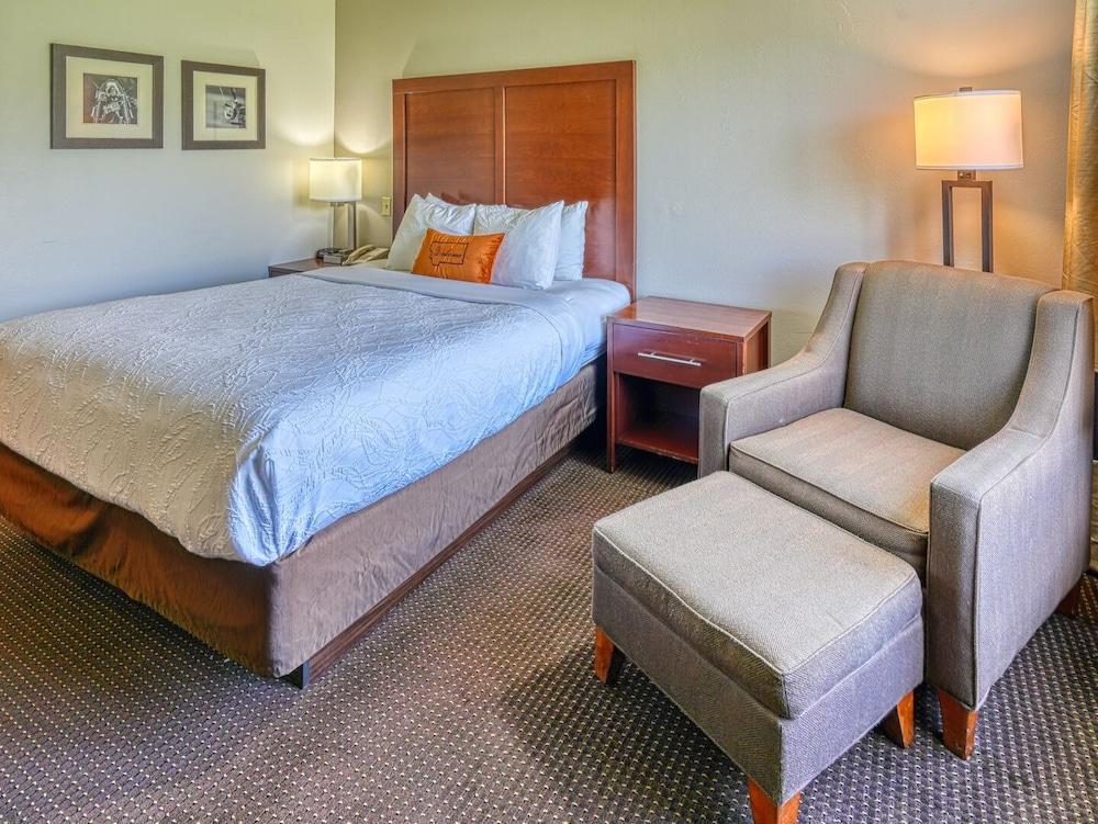 Yellowstone River Inn & Suites photo 6