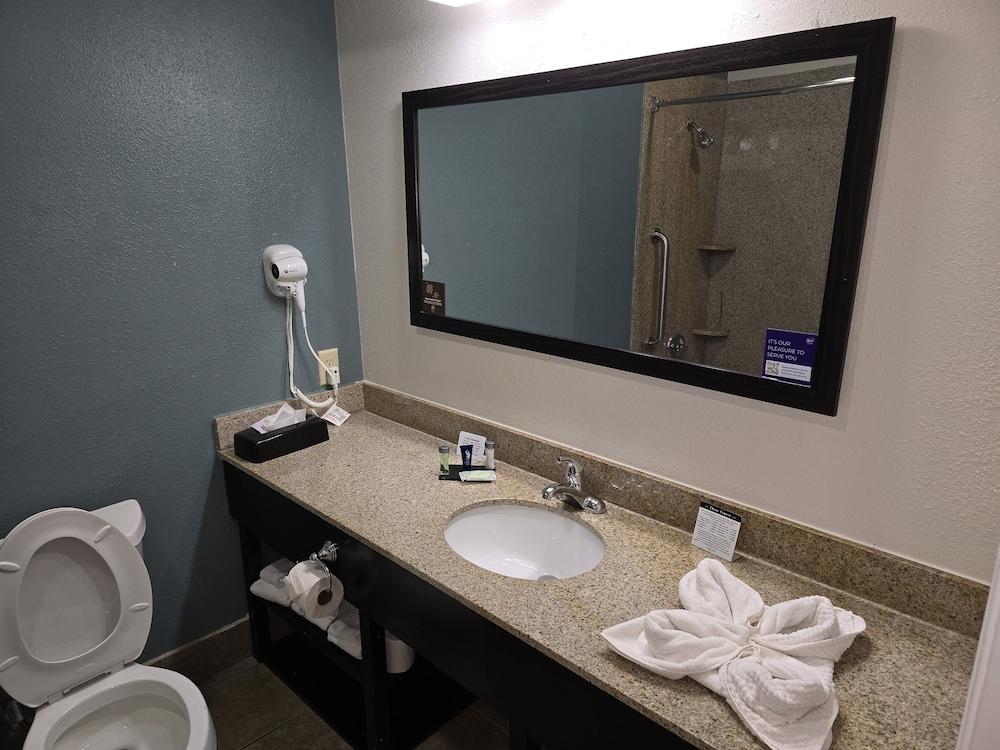 Sleep Inn & Suites Birmingham - Hoover photo 31
