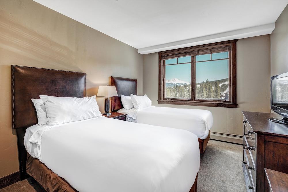 Crystal Peak Lodge, A Vail Resorts Property photo 35
