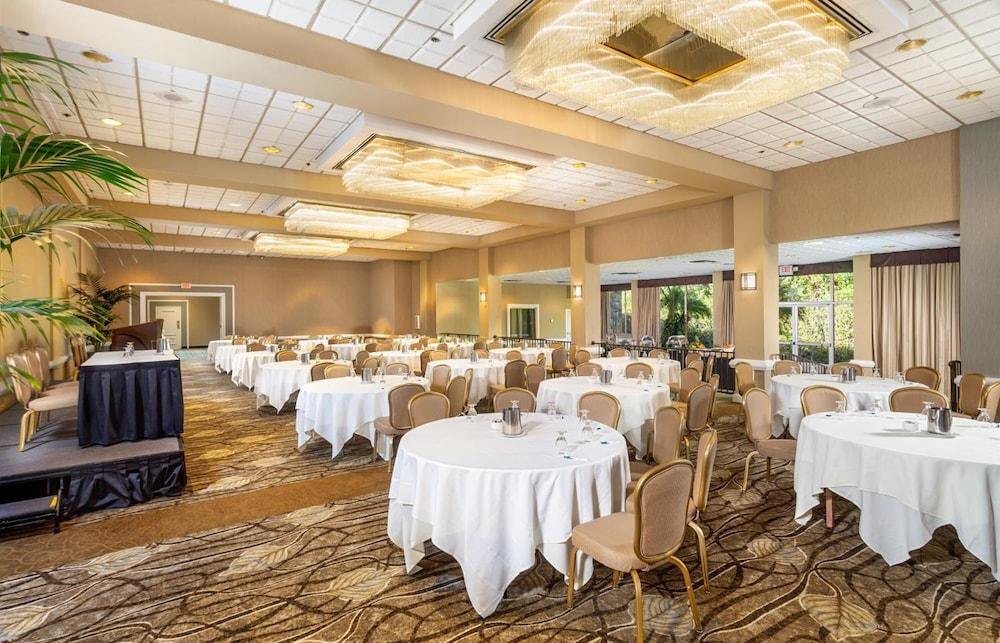 Handlery Hotel photo 24