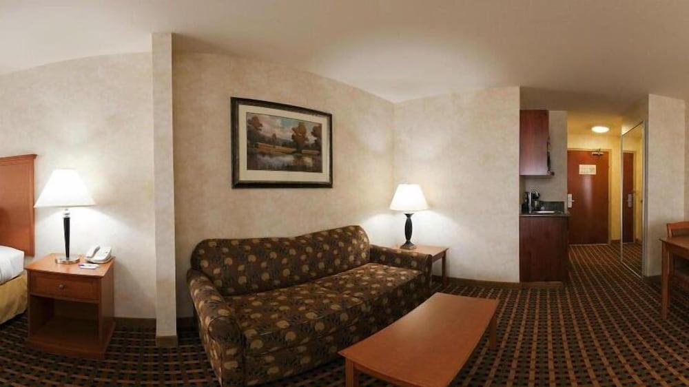 Holiday Inn Express Rawlins by IHG photo 13