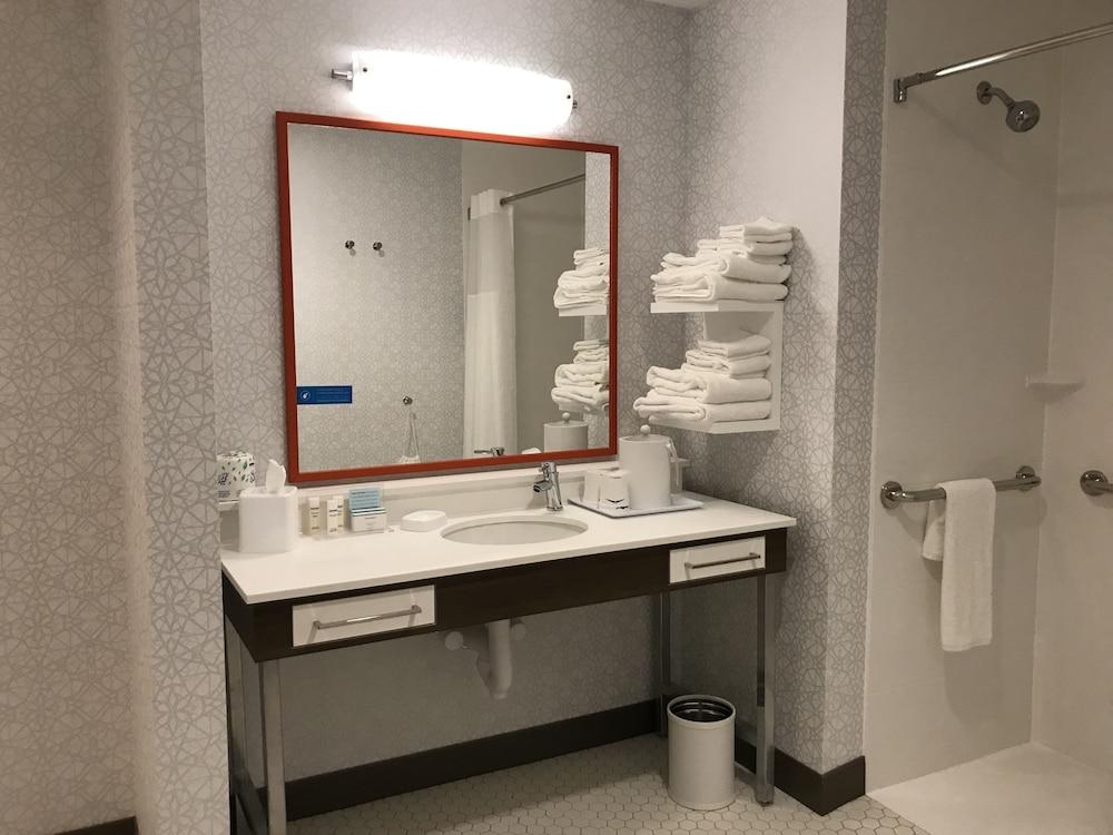Hampton Inn & Suites Columbia Killian Road photo 31