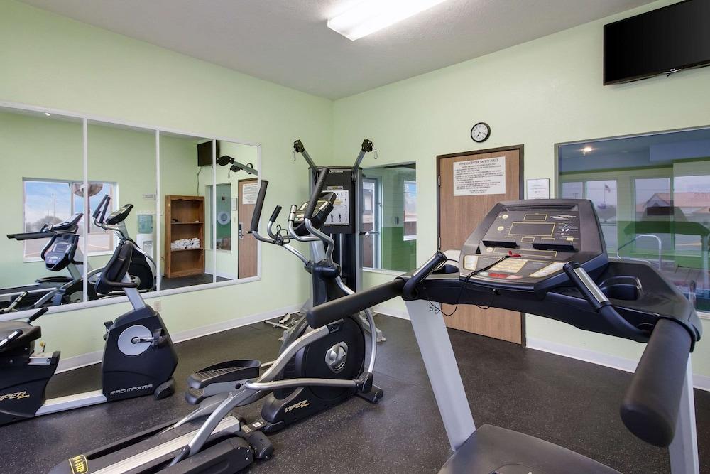 Quality Inn & Suites McCook photo 33