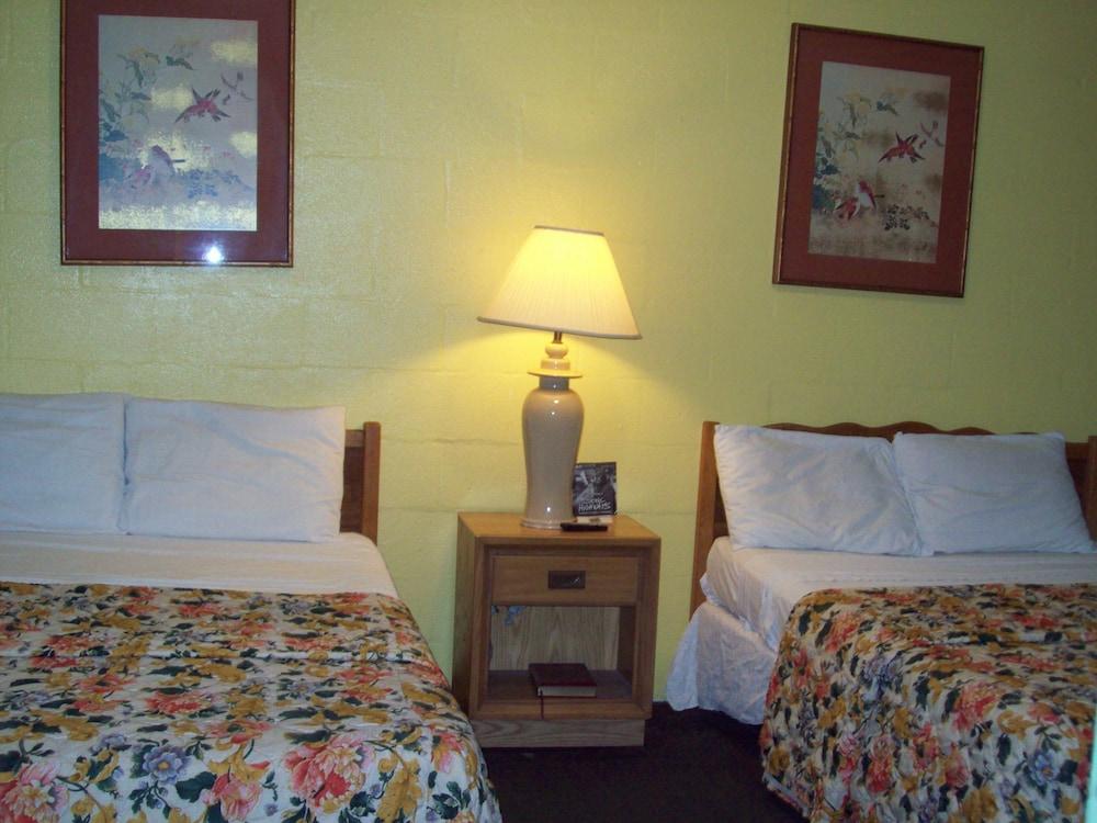 Budget Inn Sanderson photo 17