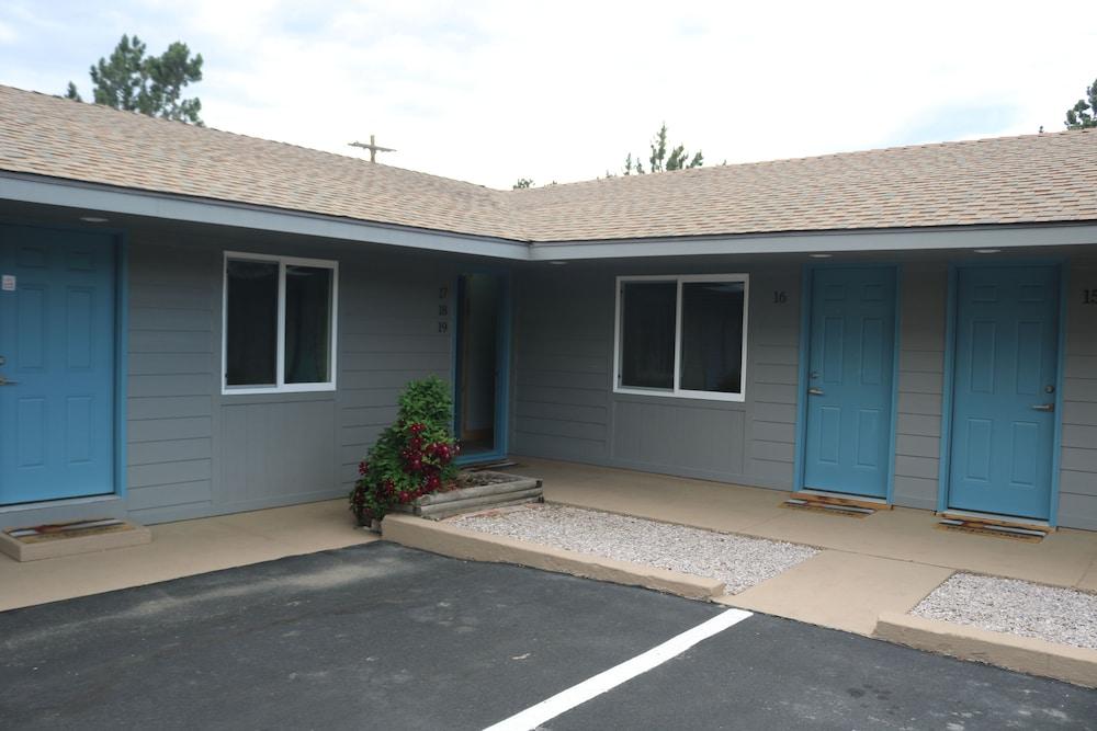 Columbine Inn photo 42