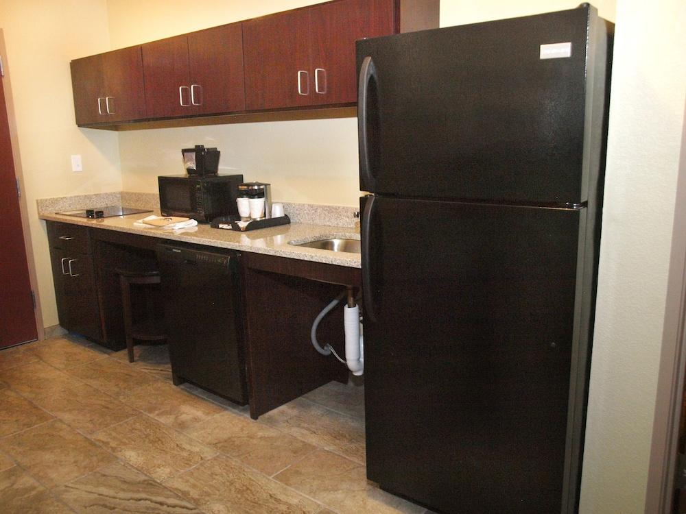 Cobblestone Inn & Suites - Vinton photo 39