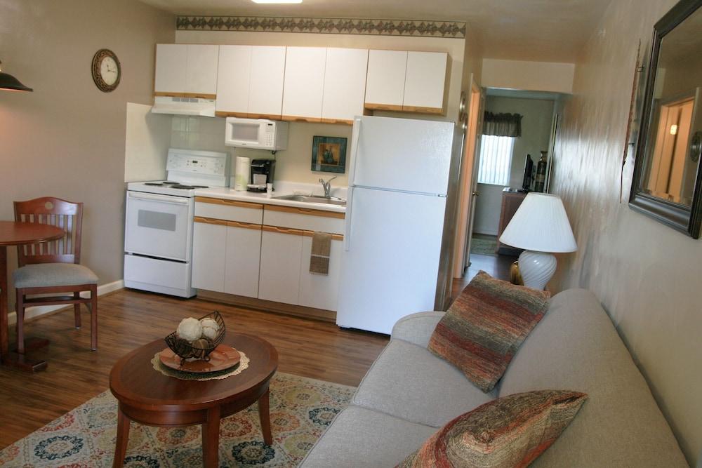 Affordable Suites Kannapolis photo 37
