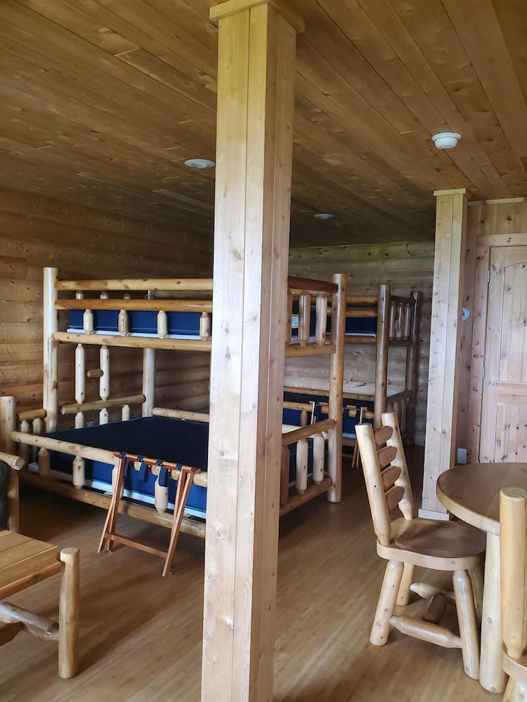 Aqua Log Cabins Resort photo 7