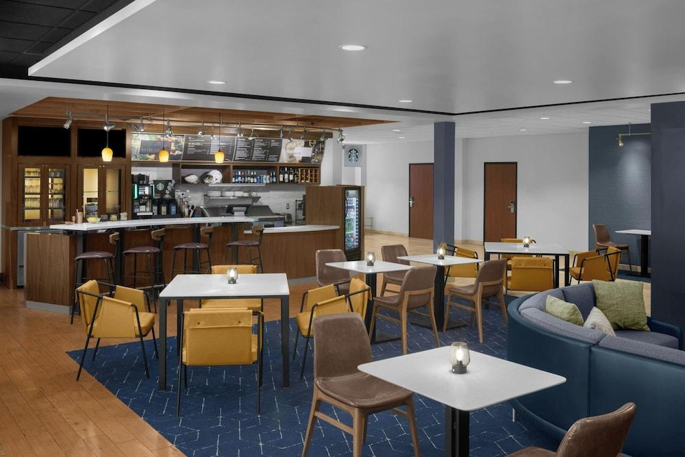 Courtyard by Marriott Sandy photo 35