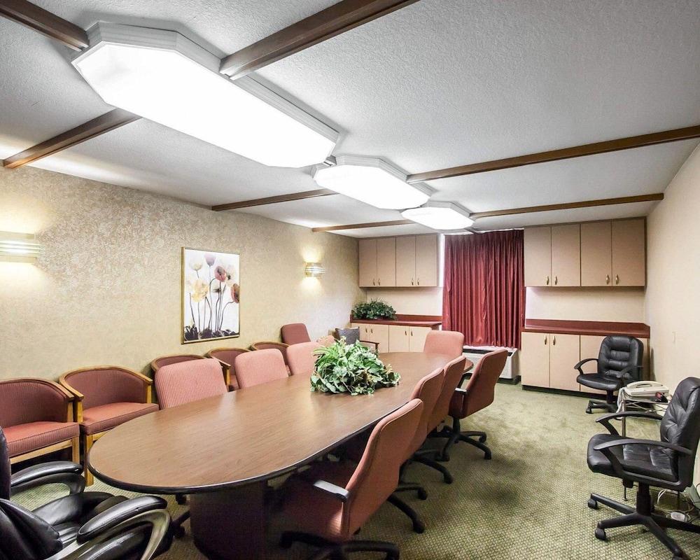 Quality Inn and Suites photo 29