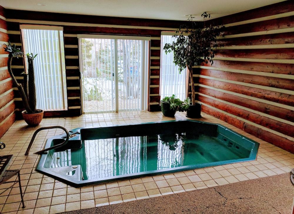 3 Peaks Lodge photo 15