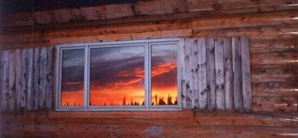 Earthsong Lodge photo 34