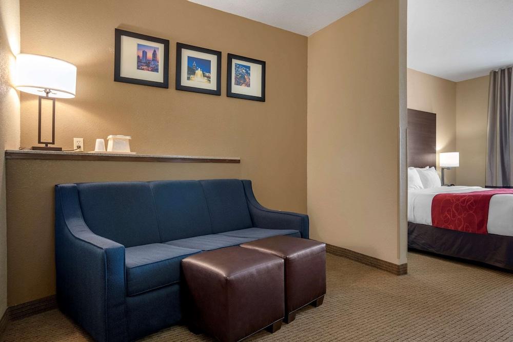 Comfort Suites Mobile photo 7