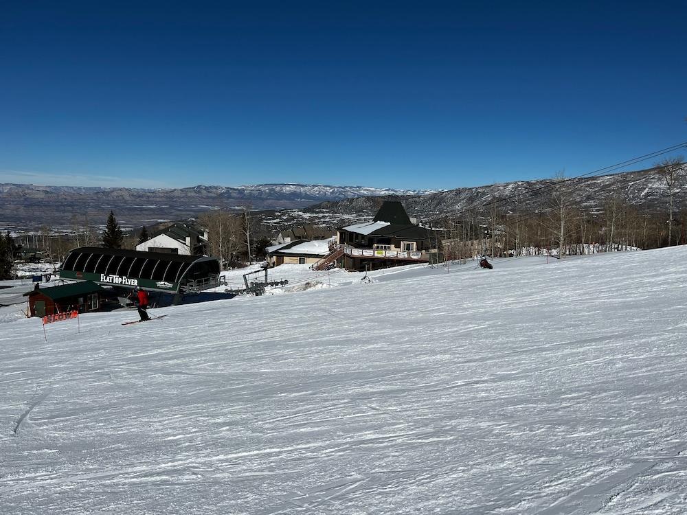 Slopeside photo 16