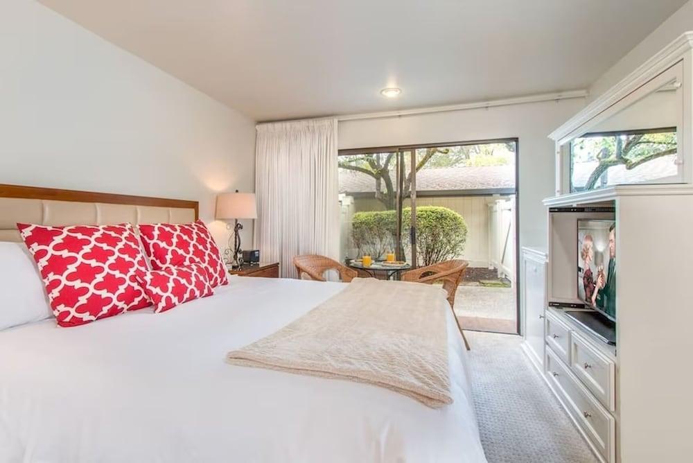 The Napa Residences photo 50