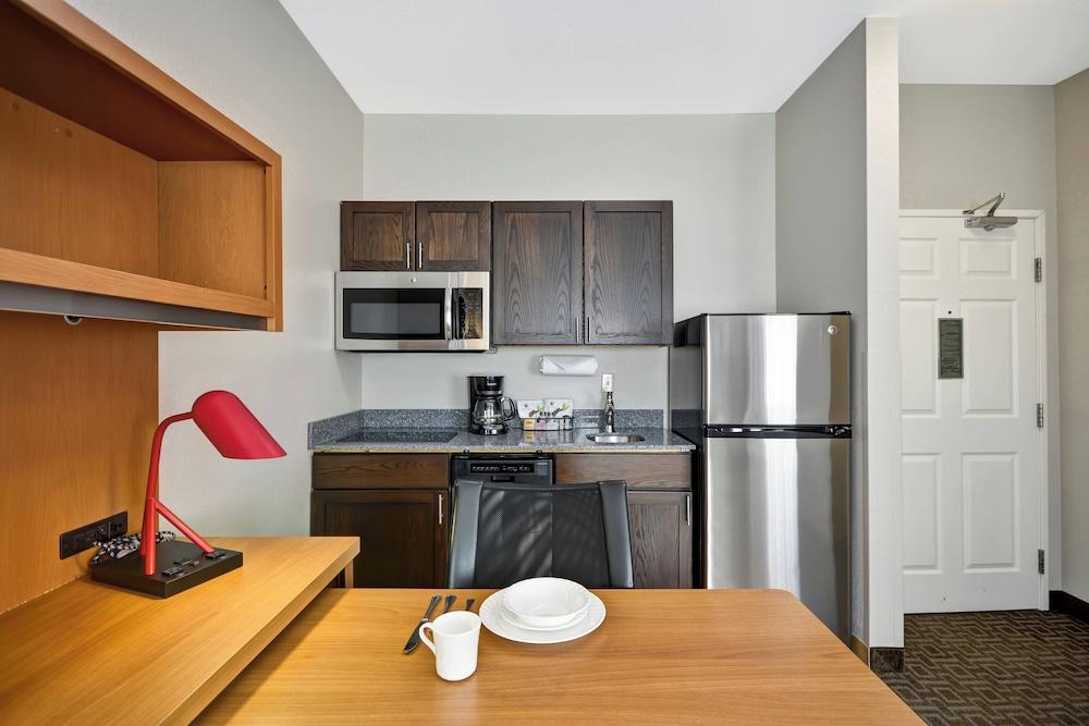 TownePlace Suites by Marriott Sioux Falls photo 31